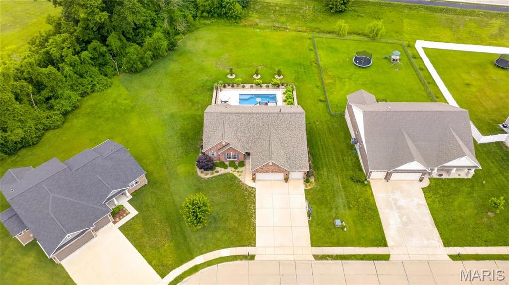 607 W Laura Court, Columbia, IL, 62236-4177
