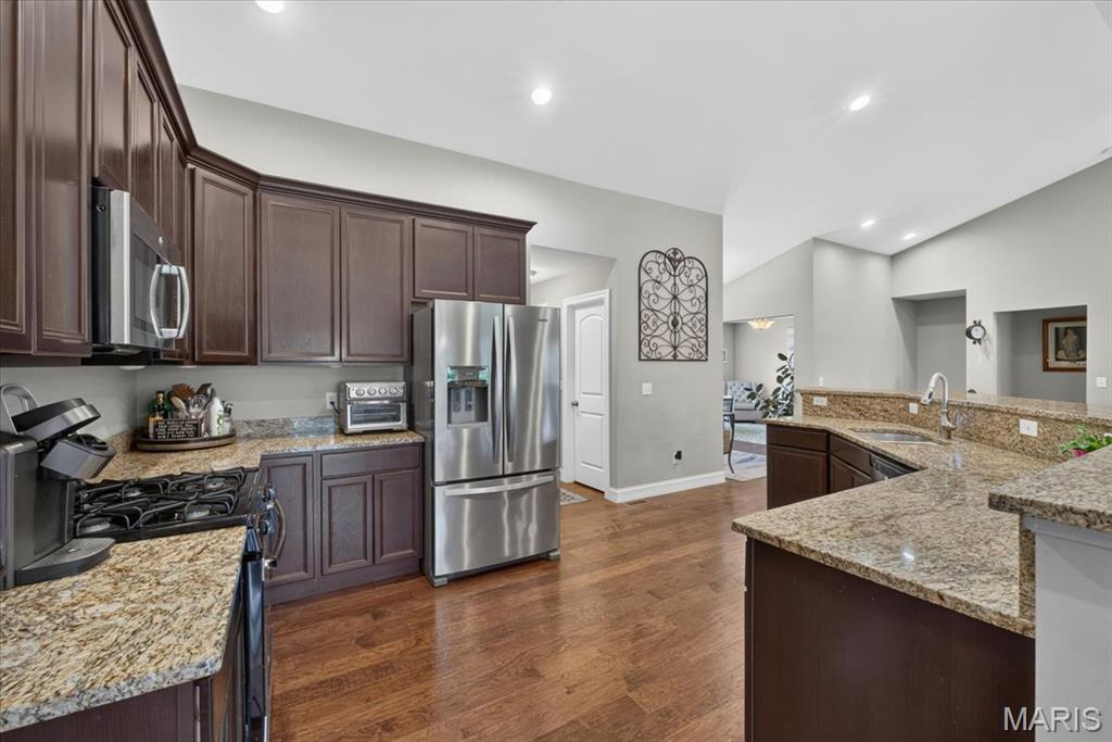 607 W Laura Court, Columbia, IL, 62236-4177