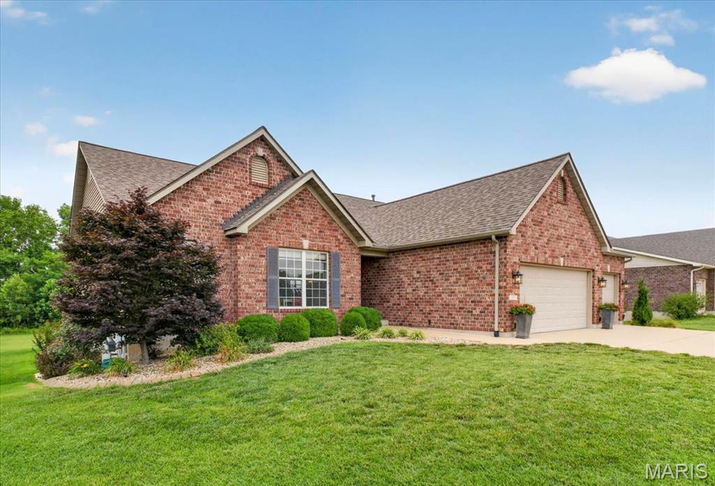 607 W Laura Court, Columbia, IL, 62236-4177