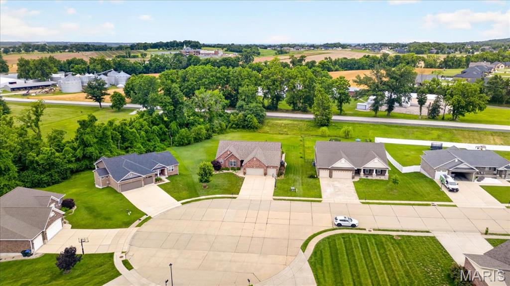 607 W Laura Court, Columbia, IL, 62236-4177