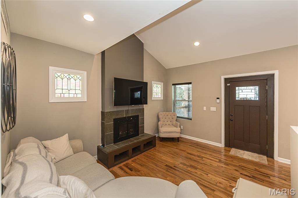 8928 Tudor Avenue, Overland, MO, 63114
