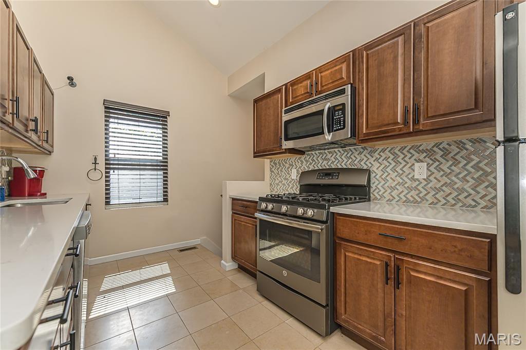 8928 Tudor Avenue, Overland, MO, 63114