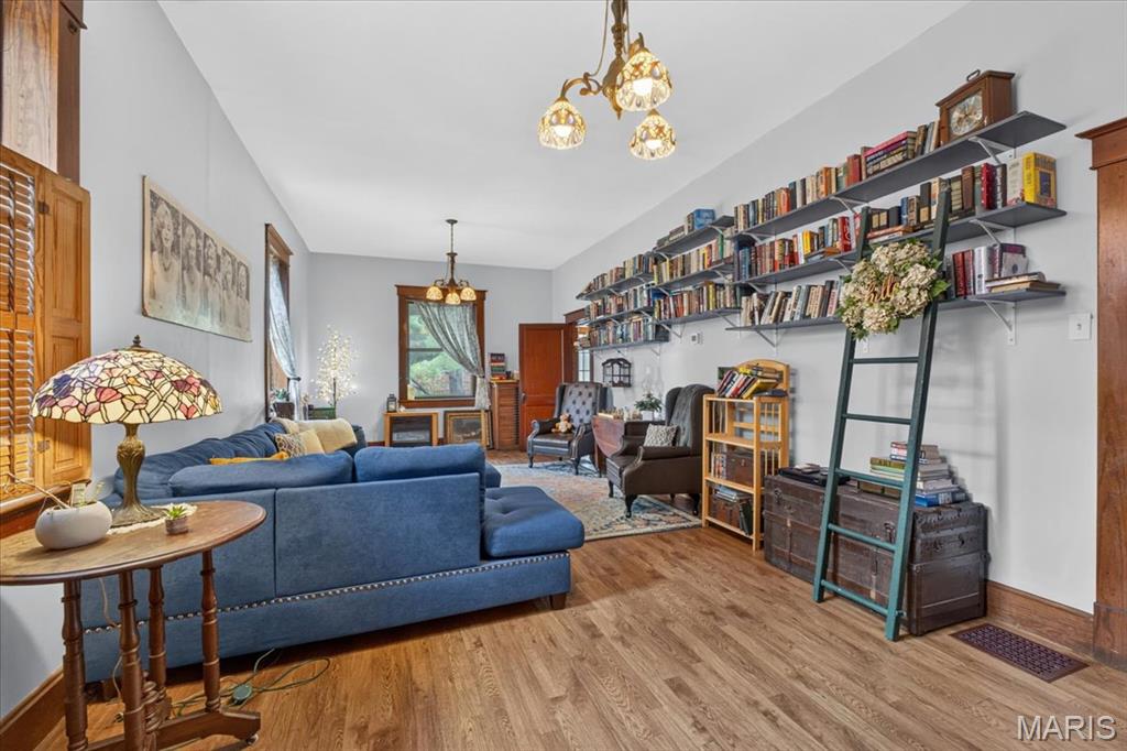 634 N Metter Avenue, Columbia, IL, 62236-1628