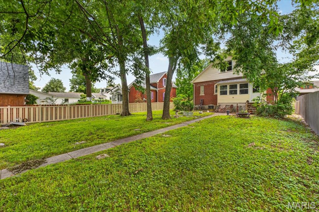 634 N Metter Avenue, Columbia, IL, 62236-1628