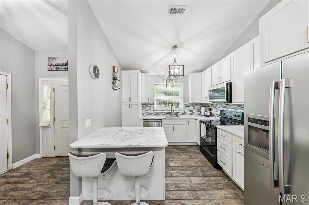 12948 Autumn View Drive, St Louis, MO, 63146