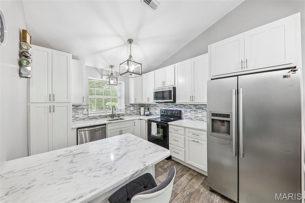 12948 Autumn View Drive, St Louis, MO, 63146