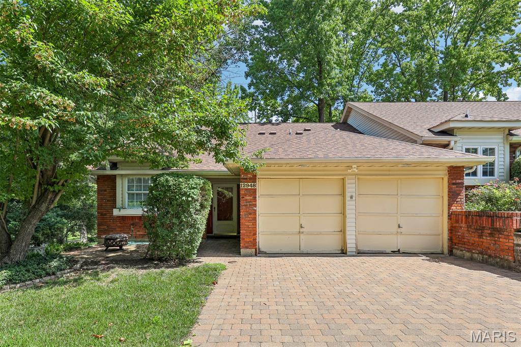12948 Autumn View Drive, St Louis, MO, 63146