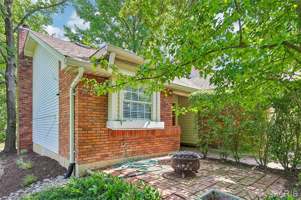 12948 Autumn View Drive, St Louis, MO, 63146