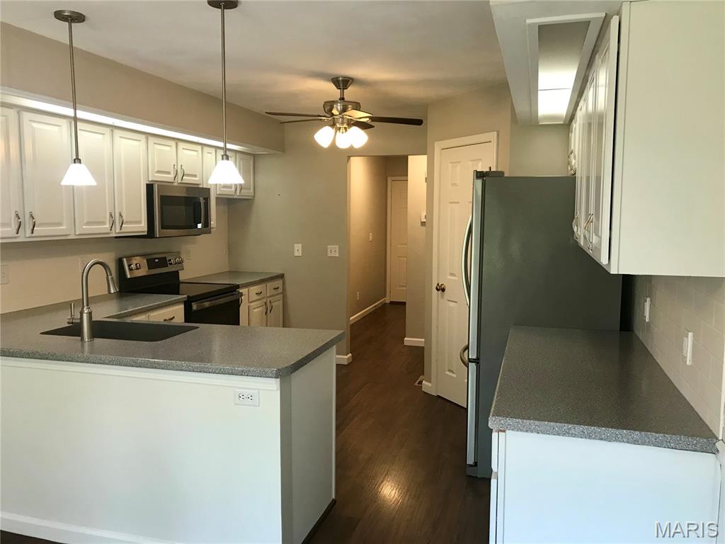 836 Sunnyhill Lane, Columbia, IL, 62236