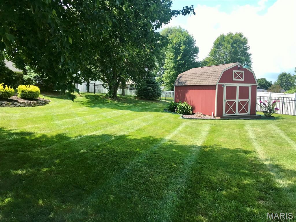 836 Sunnyhill Lane, Columbia, IL, 62236