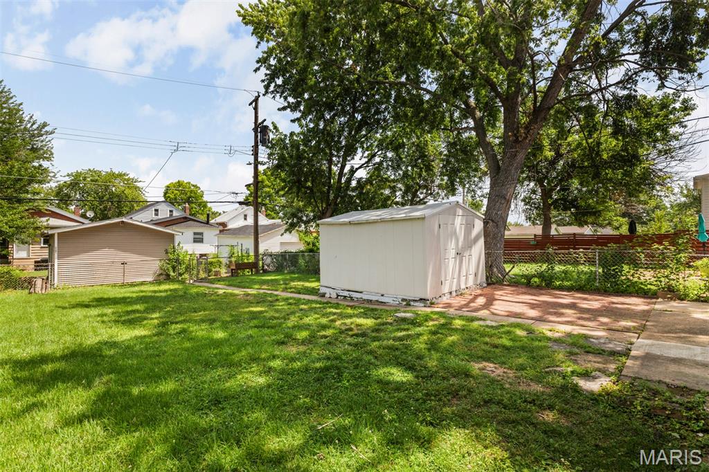 5157 Goethe Avenue, St Louis, MO, 63109-3204