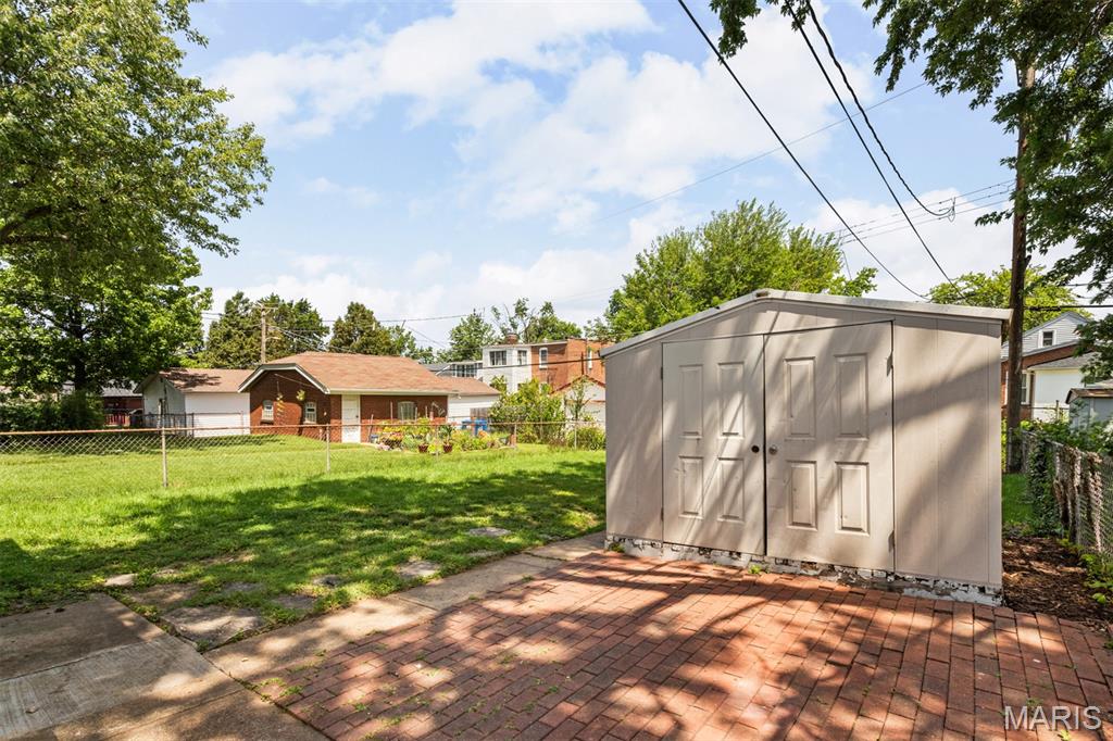 5157 Goethe Avenue, St Louis, MO, 63109-3204