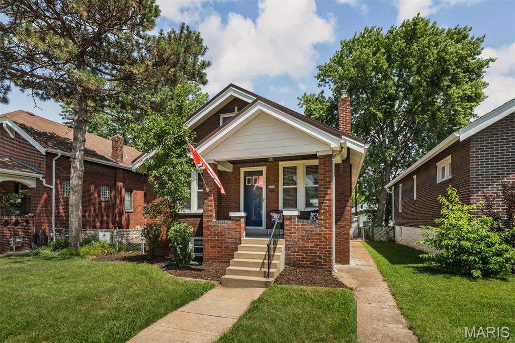 5157 Goethe Avenue, St Louis, MO, 63109-3204