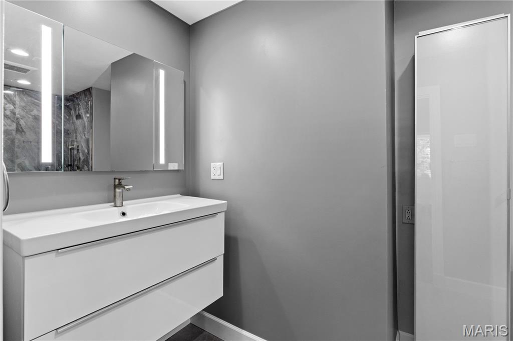 12317 Tempo Drive, St Louis, MO, 63146