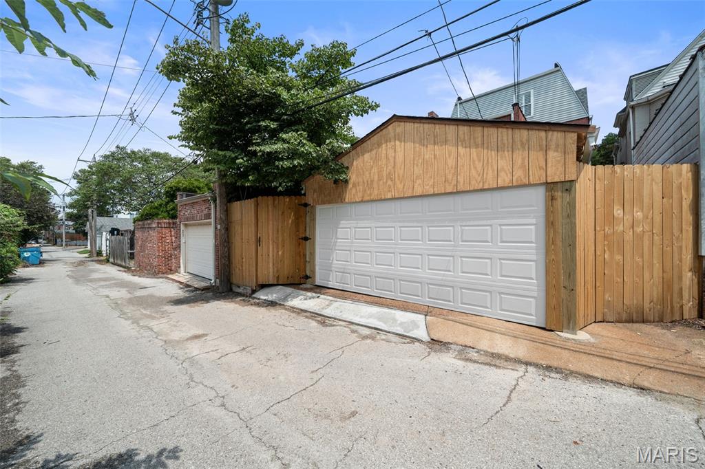 4608 Mcpherson Avenue, St Louis, MO, 63108