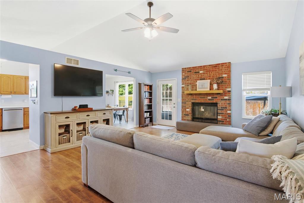 10 Spring Terrace Court, Columbia, IL, 62236