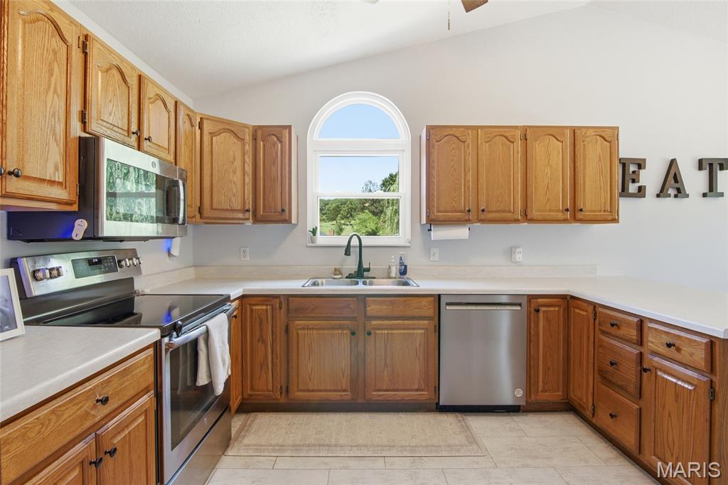 10 Spring Terrace Court, Columbia, IL, 62236