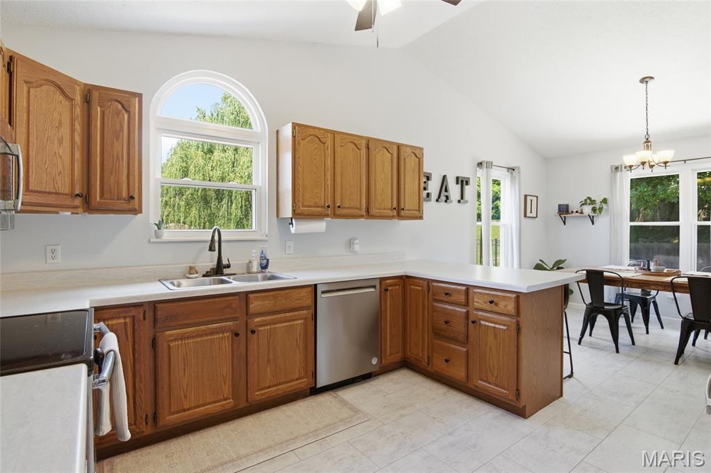 10 Spring Terrace Court, Columbia, IL, 62236