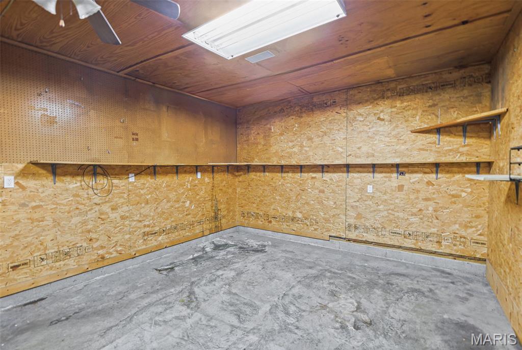 500 W Oak Street, Millstadt, IL, 62260