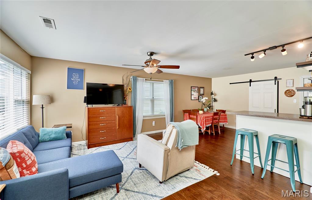 1375 Mobile Court, St Louis, MO, 63139