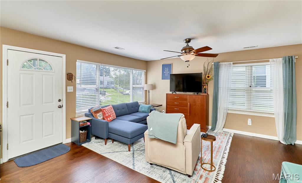 1375 Mobile Court, St Louis, MO, 63139