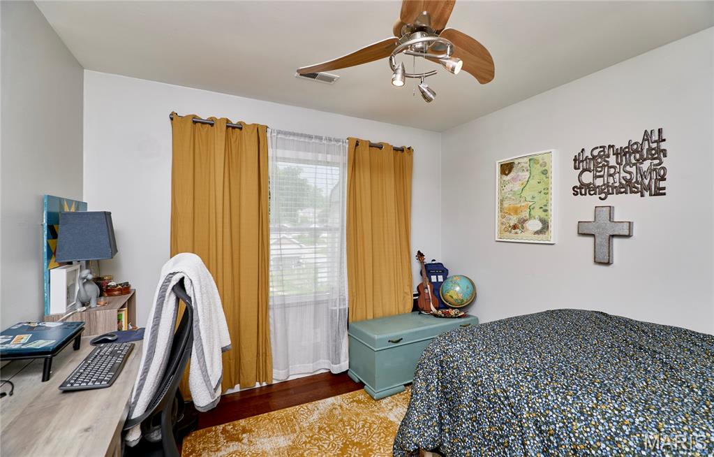 1375 Mobile Court, St Louis, MO, 63139