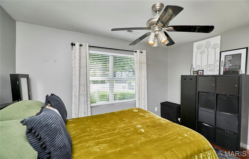 1375 Mobile Court, St Louis, MO, 63139