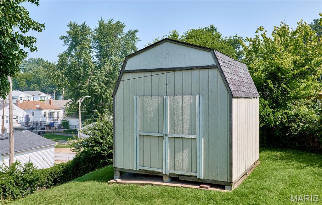 1375 Mobile Court, St Louis, MO, 63139