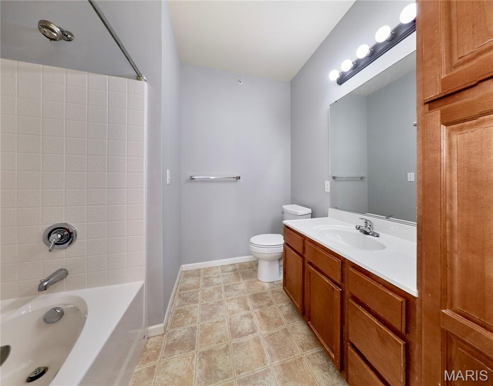 29 Kassebaum Lane #307, St Louis, MO, 63129