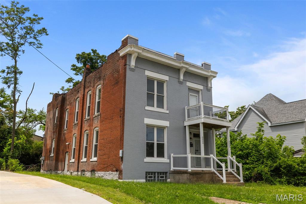 5866 Etzel Avenue, St Louis, MO, 63112