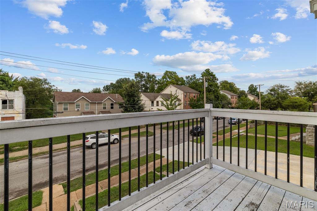 5866 Etzel Avenue, St Louis, MO, 63112