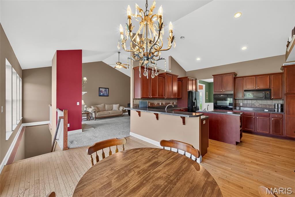 1136 Hoffmann Estates Drive, Columbia, IL, 62236