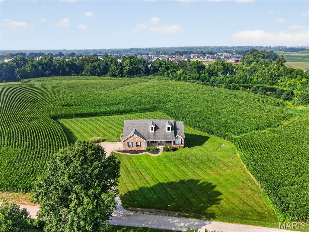 1136 Hoffmann Estates Drive, Columbia, IL, 62236