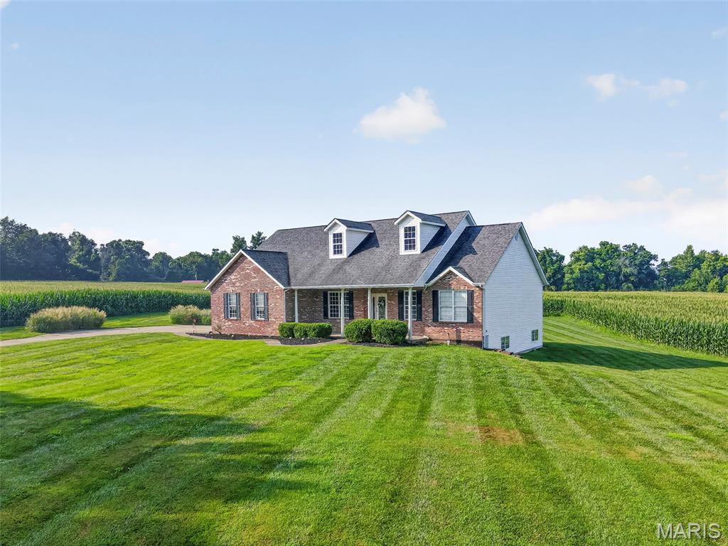 1136 Hoffmann Estates Drive, Columbia, IL, 62236