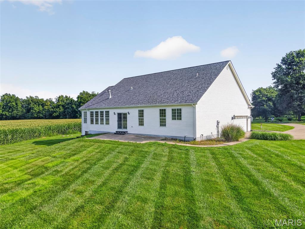 1136 Hoffmann Estates Drive, Columbia, IL, 62236