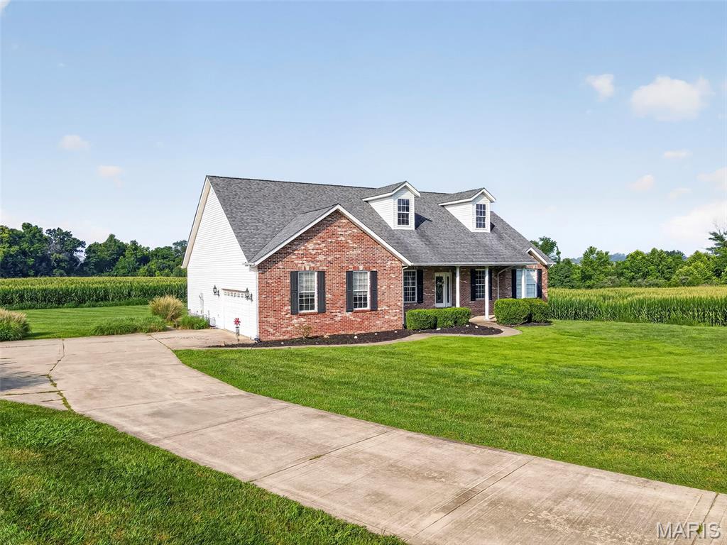 1136 Hoffmann Estates Drive, Columbia, IL, 62236