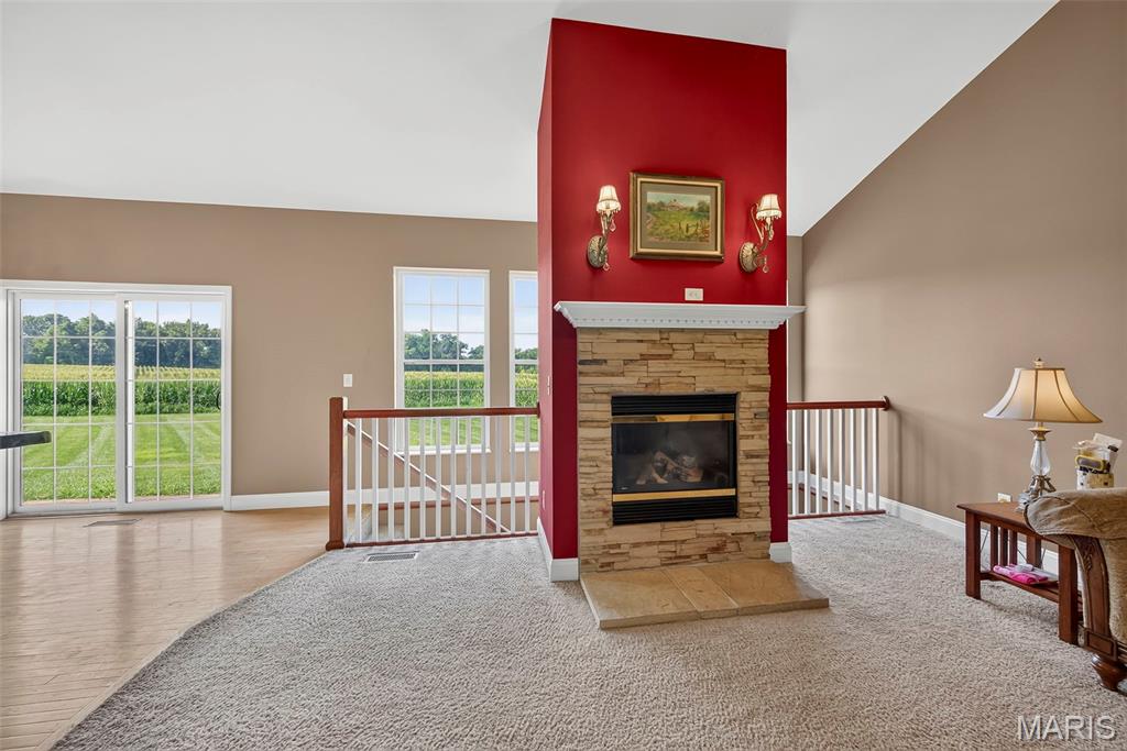1136 Hoffmann Estates Drive, Columbia, IL, 62236