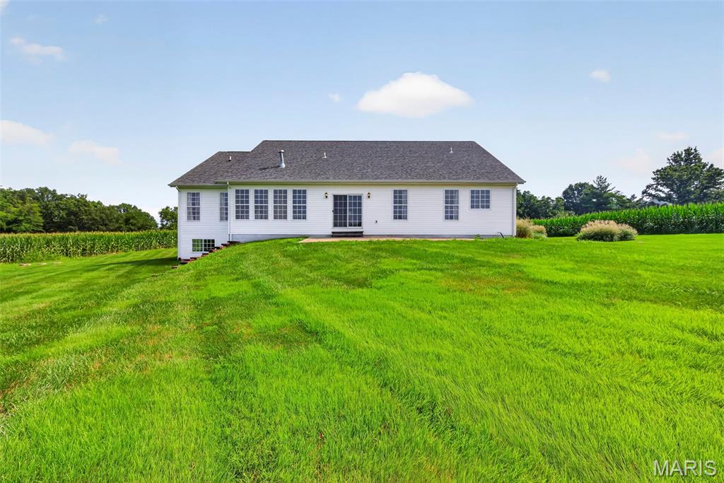 1136 Hoffmann Estates Drive, Columbia, IL, 62236