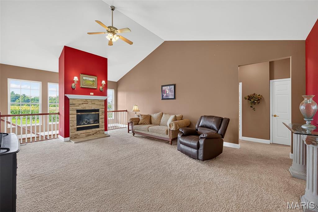 1136 Hoffmann Estates Drive, Columbia, IL, 62236