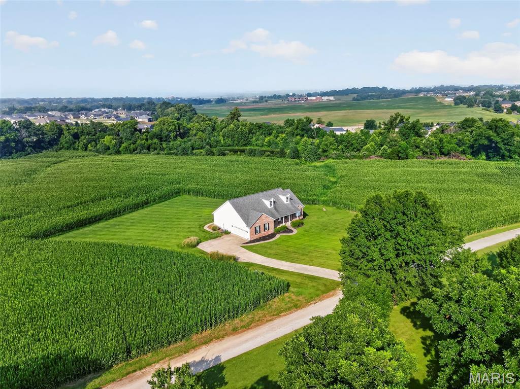 1136 Hoffmann Estates Drive, Columbia, IL, 62236