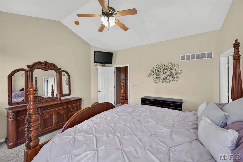 1136 Hoffmann Estates Drive, Columbia, IL, 62236