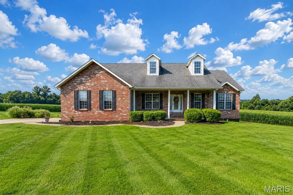 1136 Hoffmann Estates Drive, Columbia, IL, 62236