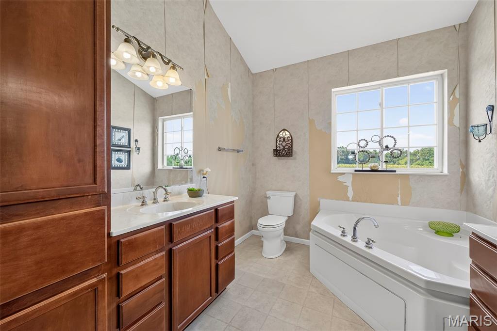 1136 Hoffmann Estates Drive, Columbia, IL, 62236