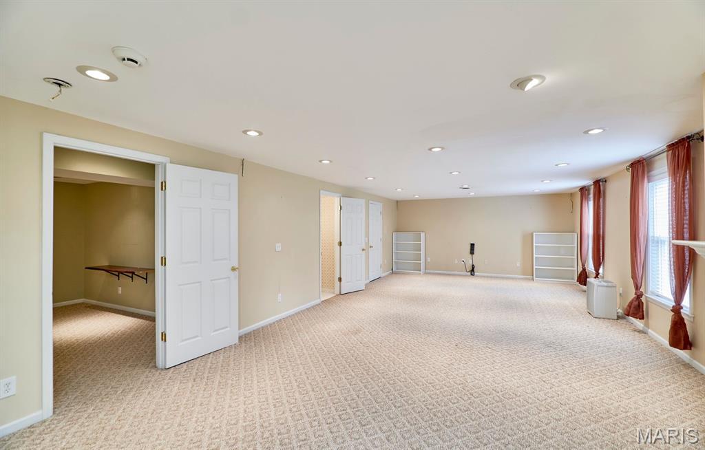 1516 Hibernation Hollow, Wentzville, MO, 63385-3356