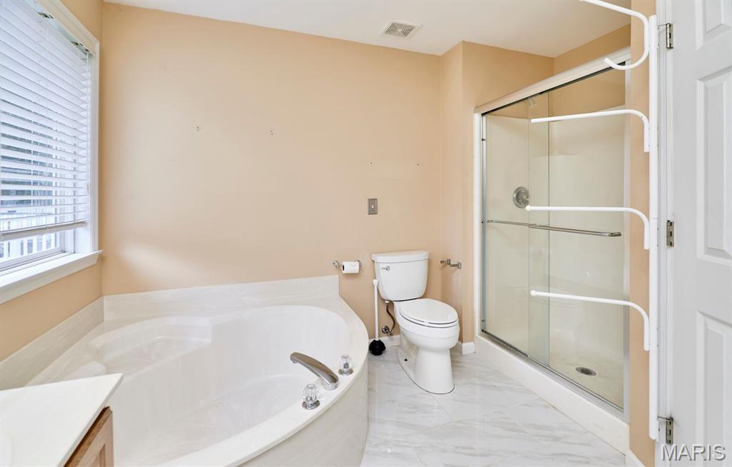 1516 Hibernation Hollow, Wentzville, MO, 63385-3356