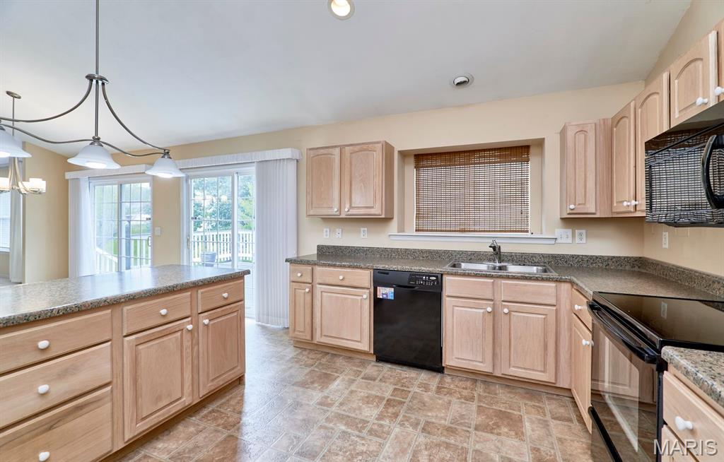 1516 Hibernation Hollow, Wentzville, MO, 63385-3356