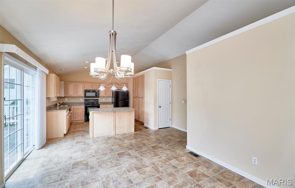 1516 Hibernation Hollow, Wentzville, MO, 63385-3356