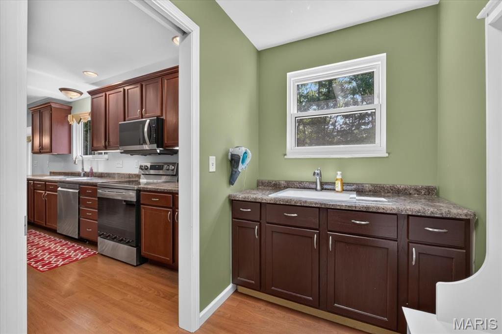 552 Micahs Way, Columbia, IL, 62236-2691