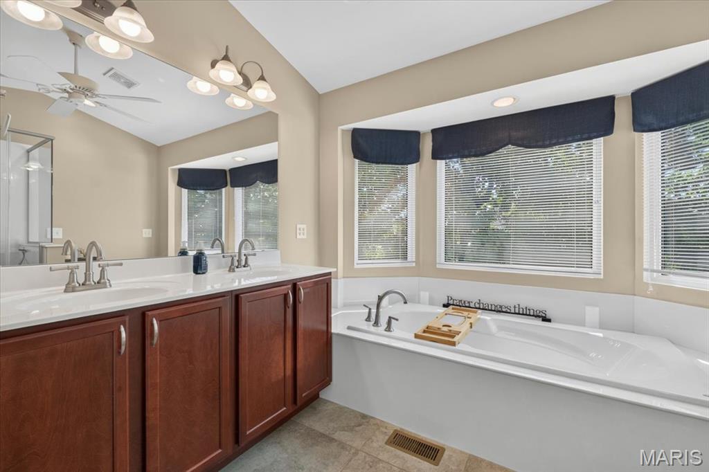 552 Micahs Way, Columbia, IL, 62236-2691