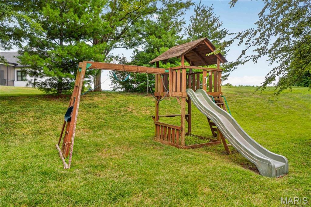 552 Micahs Way, Columbia, IL, 62236-2691